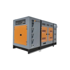 上柴大功率发电机380v 智能控制静音柴油发电机650kva 1台